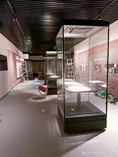 博物館展示柜燈光安裝位置選擇與展柜設(shè)計(jì)安裝指南